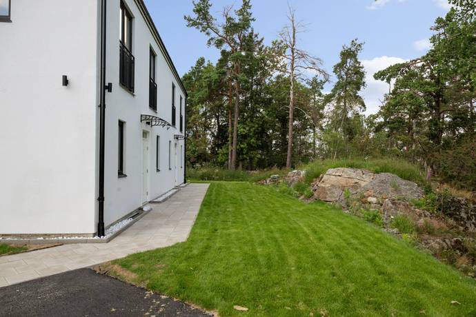 5 rum parhus på Lövdalsvägen 8B Segeltorp, Huddinge kommun - bild 4