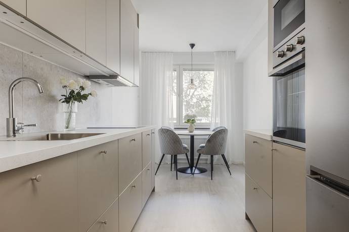 2 rum lägenhet på Fjärde Tvärgatan 51 Brynäs, Gävle kommun - bild 1