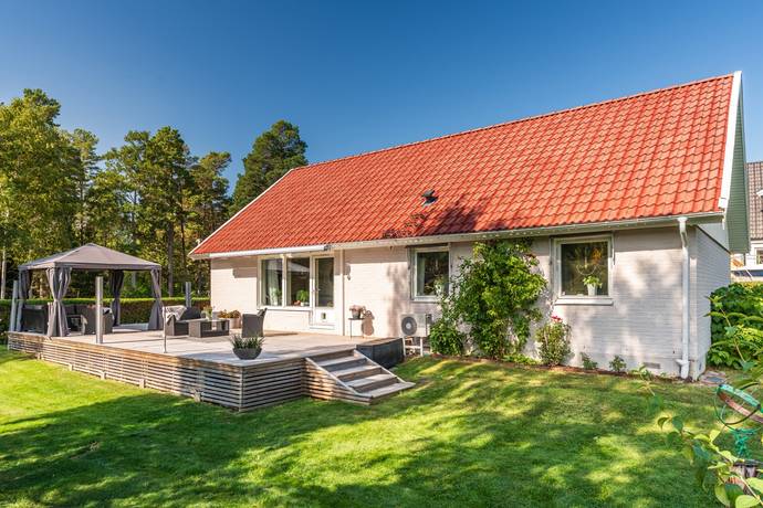 Israel Perssons väg 24, Västra Skärgårdsstad, Österåkers kommun