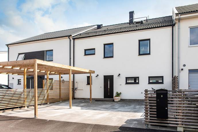 7 rum radhus på Nedrabygatan 8 Mariastaden, Helsingborgs kommun - bild 1