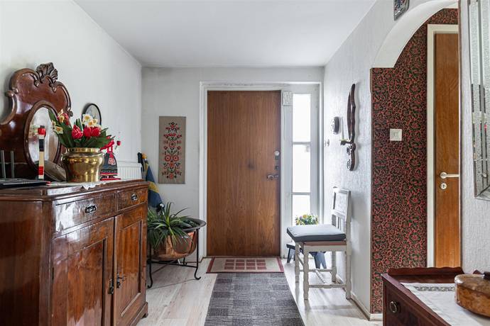 7 rum villa på Rösvägen 9 Kolbäck, Hallstahammars kommun - bild 3