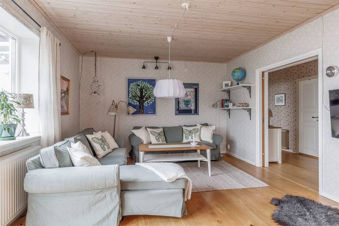 6 rum Vinterbonat fritidshus på Tinderedsvägen 8 Helgenäs Västerviks kommun - bild 11