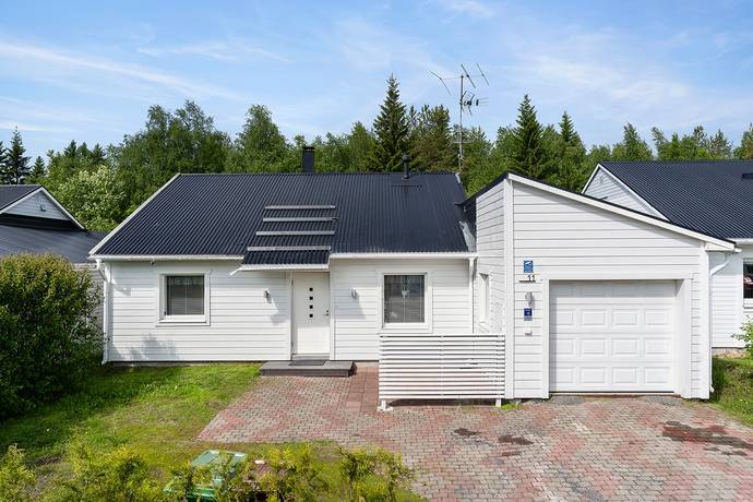 4 rum villa på Trädgårdsvägen 11 Marielund, Haparanda kommun - bild 1