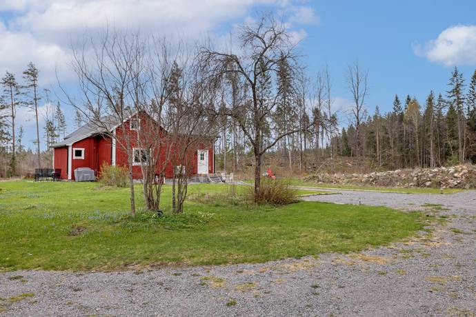 2 rum Gård med jordbruk på Tranbyn Ränniln 112 Alunda Östhammars kommun - bild 20