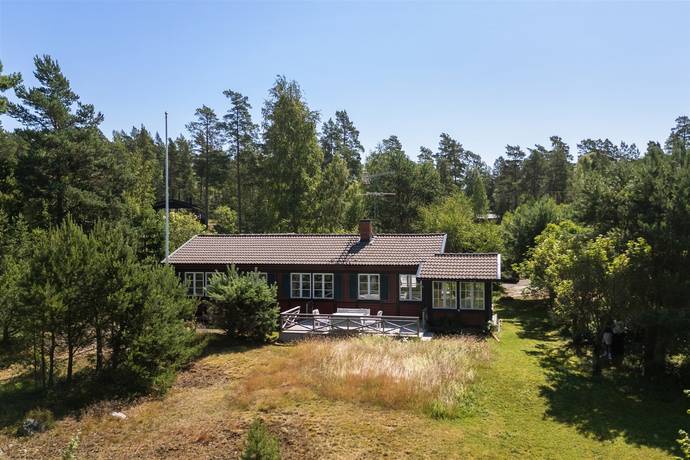 6 rum vinterbonat fritidshus på Svanviken 7 Yxlan -Hysängen, Norrtälje kommun - bild 4