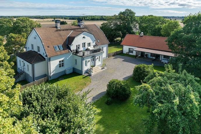 8 rum gård/skog på Frötuna Gård, Frötunavägen 1 Bro, Upplands-Bro kommun - bild 1