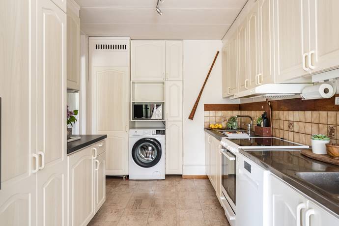 6 rum Radhus på Champinjonvägen 32 Sörskogen Huddinge kommun - bild 14
