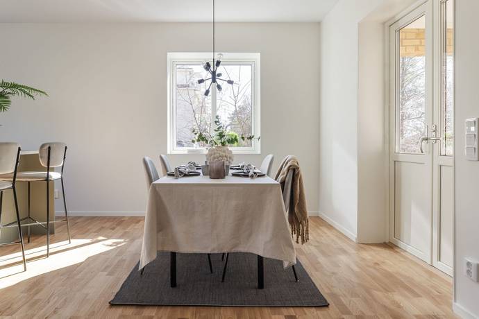 5 rum Villa på Sveavägen 8 Centralt Kungsörs kommun - bild 22