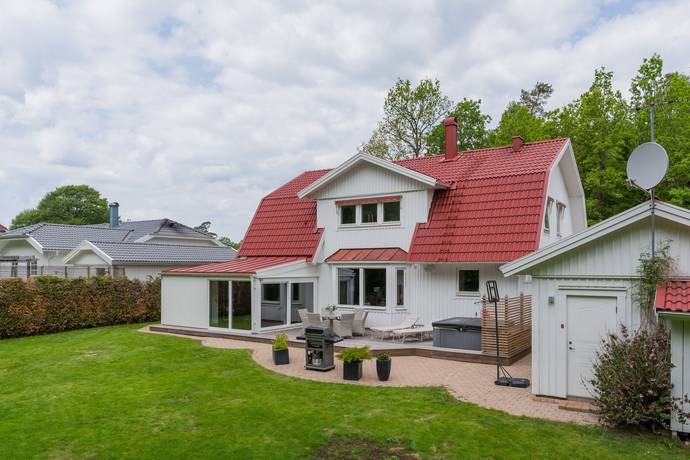 Maskrosvägen 22, Sjömarken, Borås kommun
