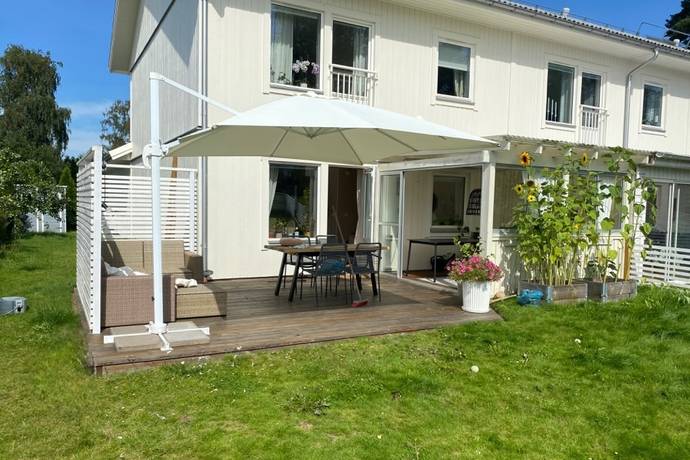 4 rum radhus på Solbackavägen 4A Flacksta, Eskilstuna kommun - bild 1