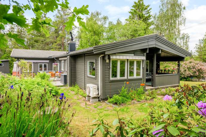 6 rum villa på Grannlåtsvägen 4 Ingarö - Skälsmara, Värmdö kommun - bild 2