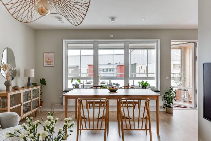 3 rum lägenhet på Skärvstensgatan 36 Mariehöjd, Umeå kommun - bild 1