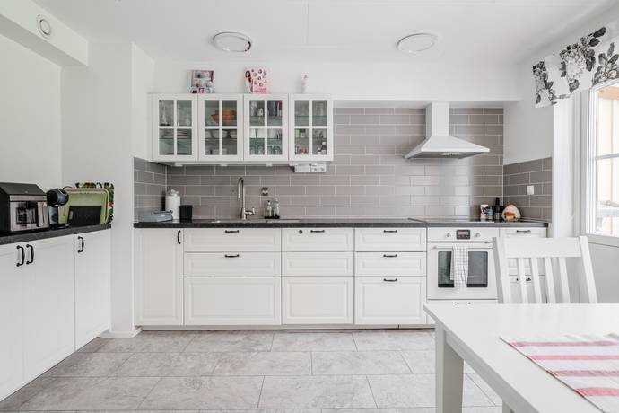 6 rum parhus på Grönlundsvägen 5 Kårsta, Vallentuna kommun - bild 2