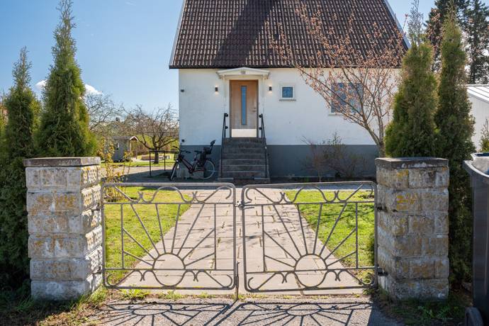 3 rum villa på Kungsallén 20 Romakloster, Gotlands kommun - bild 1