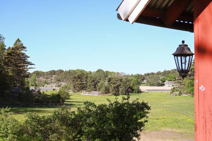 5 rum Gård utan jordbruk på Borrekärr Lökholmen 1 Lur Tanums kommun - bild 24