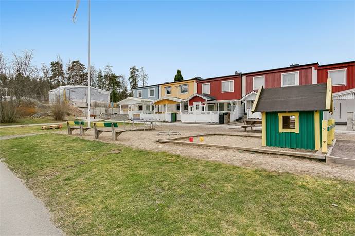 5 rum Radhus på Rågången 21 Botkyrka-Alby Botkyrka kommun - bild 14