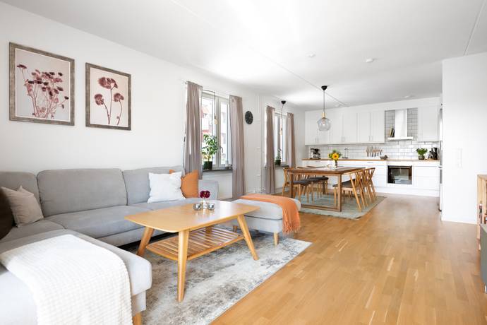 3 rum lägenhet på Ursula Printz gata 5 2 tr Porslinskvarteren/Gustavsberg, Värmdö kommun - bild 3