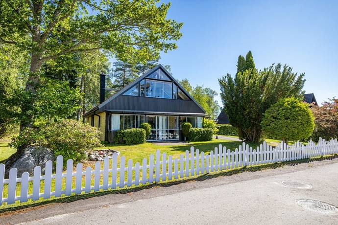 5 rum villa på Soldatvägen 12 Åmotfors, Eda kommun - bild 1