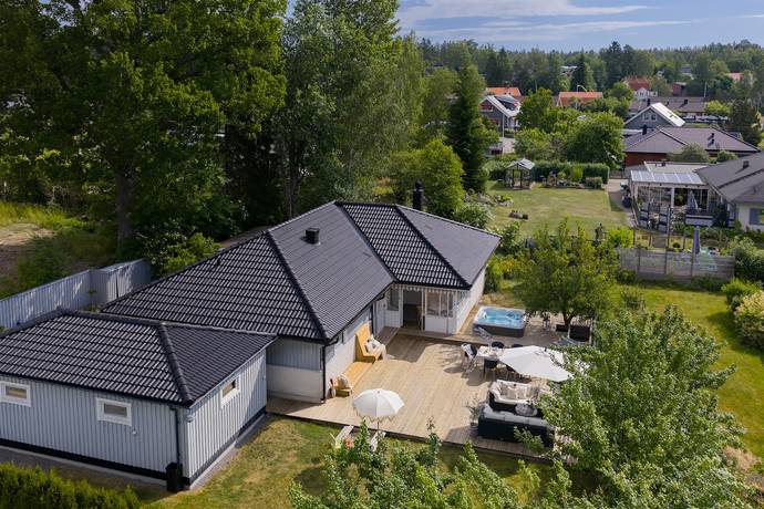 4 rum Villa på Skogshemsvägen 37C Tullinge Skog Botkyrka kommun - bild 8