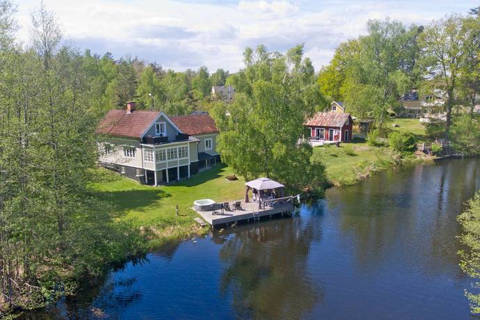 Stationsvägen 3, Småland, Mönsterås kommun