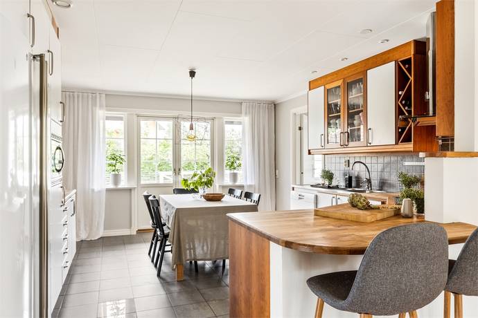 7 rum Villa på Kaveldunsvägen 2A Sturefors Linköpings kommun - bild 8