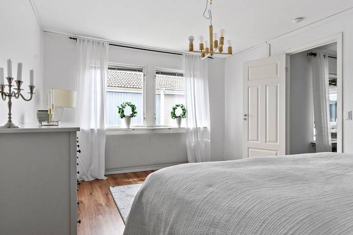 5 rum Radhus på Myrgången 44 Kronogården Trollhättans kommun - bild 12