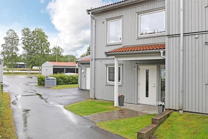5 rum Lägenhet på Ryningsvägen 2 F Bäckseda Vetlanda kommun - bild 1