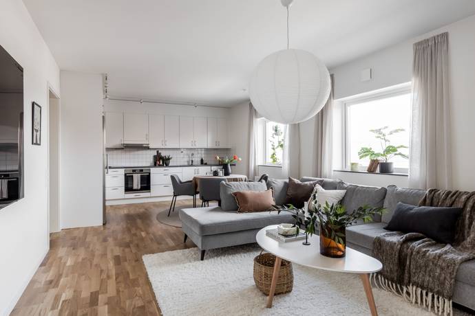 4 rum Lägenhet på Karlsdalsallén 47A Sörbyängen Örebro kommun - bild 15
