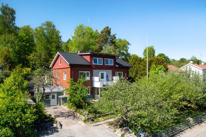 9 rum Villa på Hamnvägen 21A-B Gransäter Norrtälje kommun - bild 9