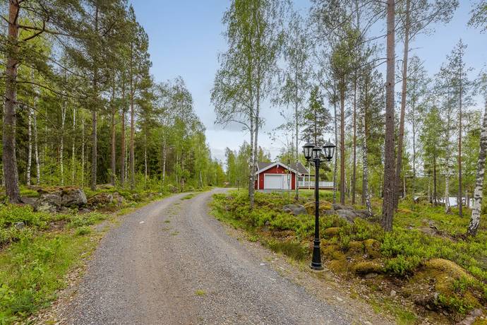 11 rum Villa på Fröseke Gamla Järnvägen 3 & 4 Fröseke Uppvidinge kommun - bild 11