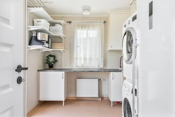 8 rum Villa på Gallringsvägen 18 Bro - Rosenängarna Upplands-Bro kommun - bild 19