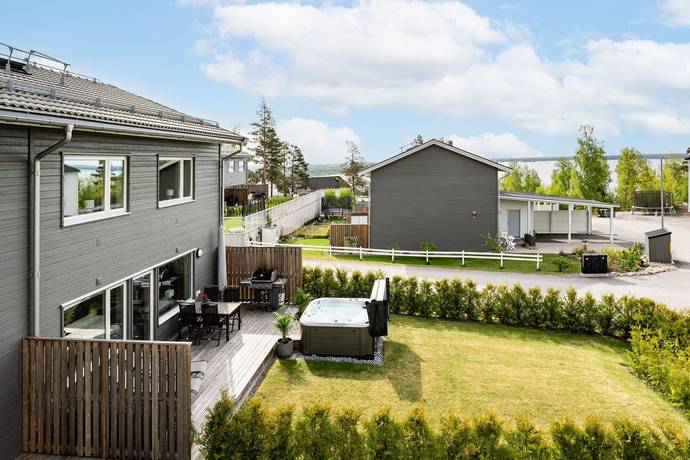 5 rum radhus på Stensötavägen 43A Svärtinge, Norrköpings kommun - bild 1