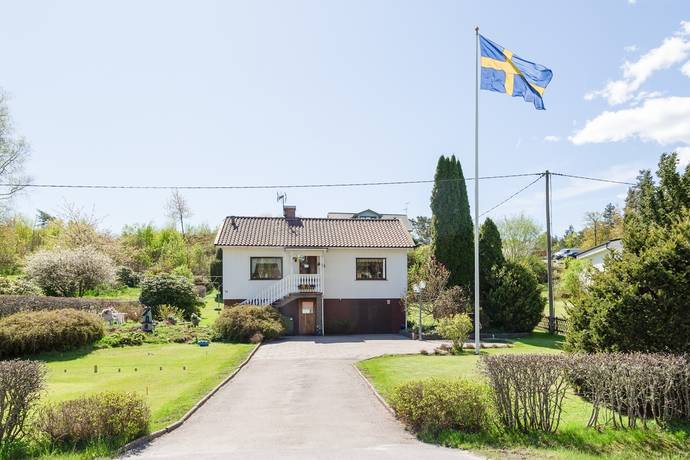 5 rum villa på Djupviksvägen 14 Fagerfjäll, Tjörns kommun - bild 1