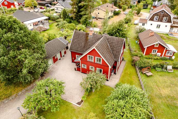 4 rum villa på Ekenkällsgatan 21 Fanna, Enköpings kommun - bild 2