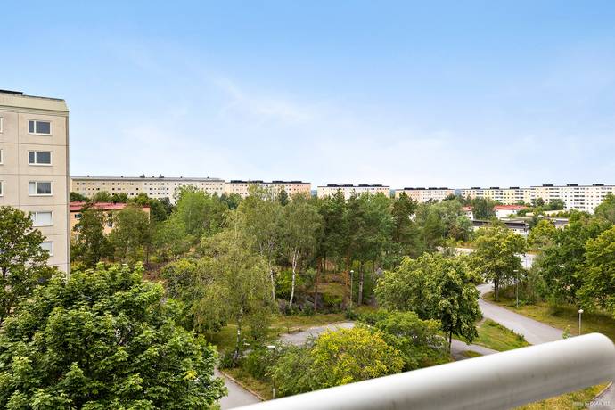 3 rum lägenhet på Vädurens gata 221 Brandbergen, Haninge kommun - bild 2