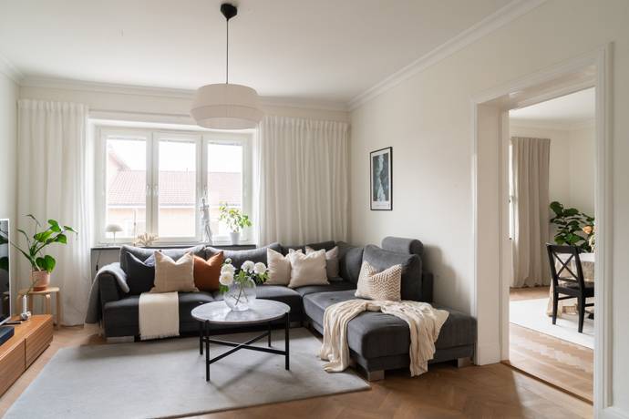 4 rum lägenhet på Södra Bangårdsgatan 12B Söder, Eskilstuna kommun - bild 2