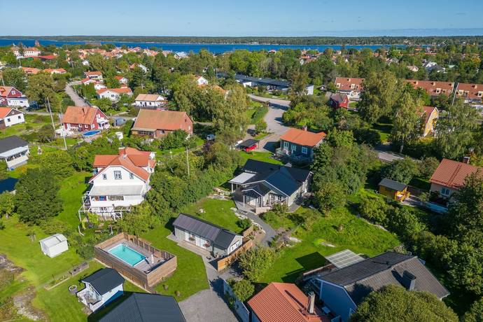 2 rum vinterbonat fritidshus på Gellmansgatan 17 Öregrund, Östhammars kommun - bild 2