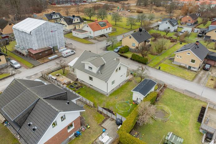 7 rum Villa på Äppleknäppsvägen 12 Torsred Trollhättans kommun - bild 4