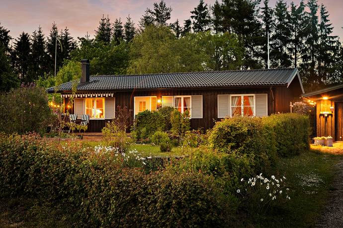 3 rum villa på Villavägen 6 Björnlunda, Gnesta kommun - bild 1