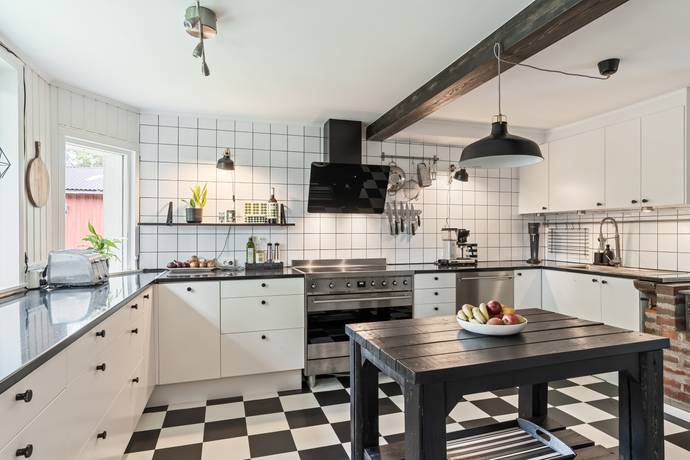 5 rum Villa på Tärby Rolandstorp   Grundby Eskilstuna kommun - bild 18