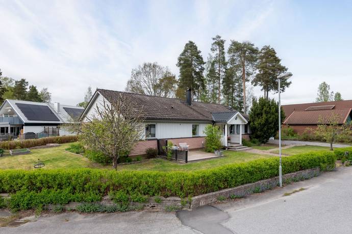 5 rum Villa på Hedensbergsgatan 5 Frövi Lindesbergs kommun - bild 37