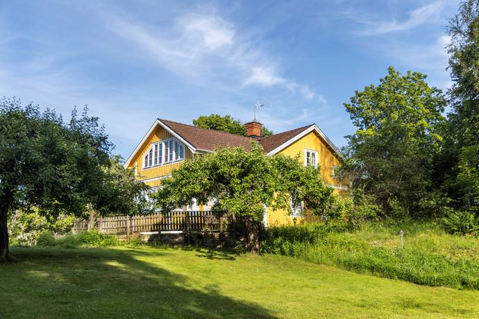 7 rum villa på Fasanvägen 2 Stjärnhov, Gnesta kommun - bild 1