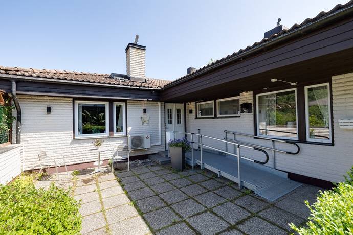 5 rum Villa på Tomtavägen 29 Vintrosa Örebro kommun - bild 37
