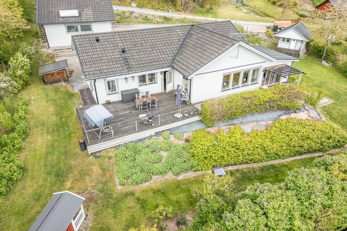 4 rum villa på Skriketorpsvägen 5 Skriketorp nedre, Norrköpings kommun - bild 3