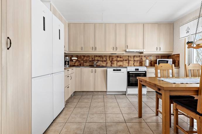 5 rum Villa på Malvavägen 19 Hälltorp  Hammarö kommun - bild 6