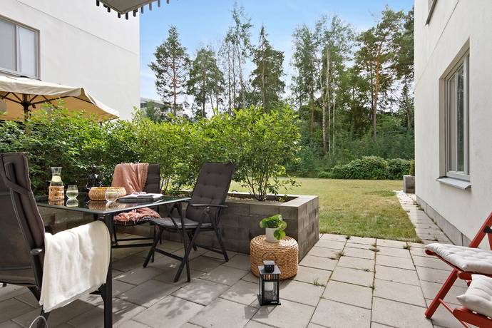 3 rum lägenhet på Hundlokegränd 18 Hässelby - Lövsta Allé, Stockholms kommun - bild 1