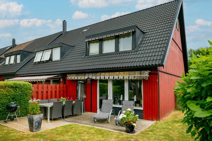 5 rum radhus på Byalagsvägen 50 Ella Gård, Täby kommun - bild 1