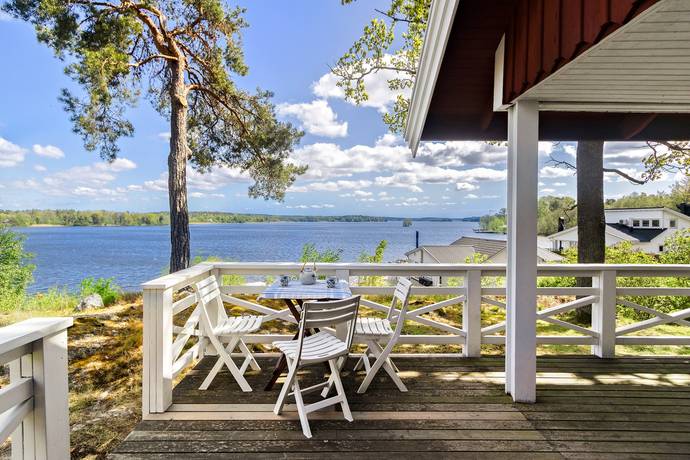 2 rum fritidshus på Klippans väg 34 Svartsjö, Ekerö kommun - bild 1