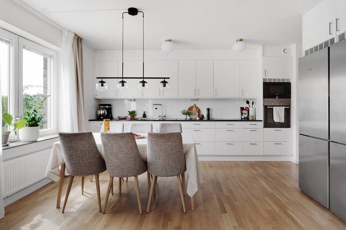 4 rum lägenhet på Götalandsvägen 230 Älvsjöstaden, Stockholms kommun - bild 2