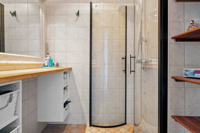 245 m² Villa på Brädgatan 17 & 17A Östermalm Sundsvalls kommun - bild 27